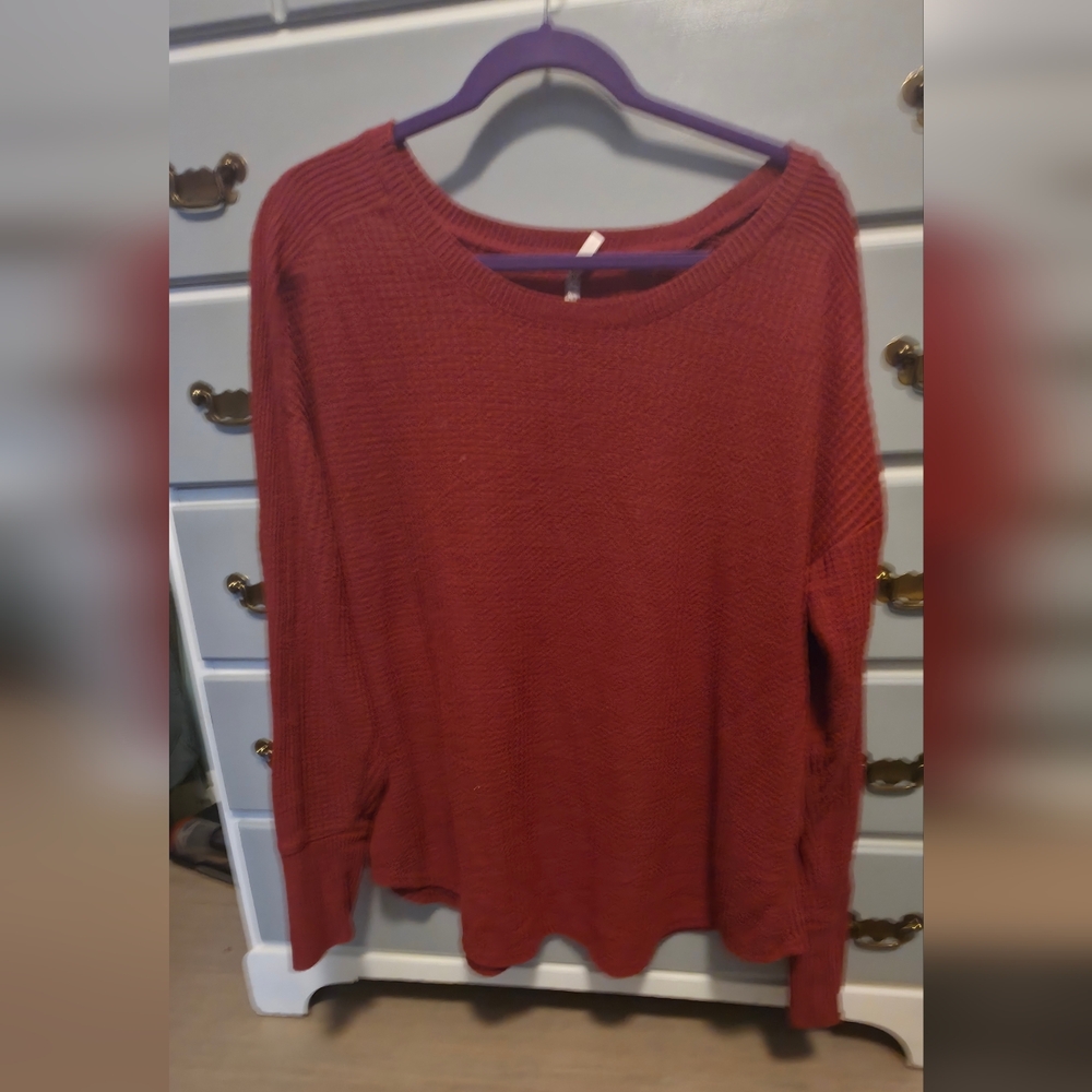 Mudd Women's Red Crew Neck Sweater